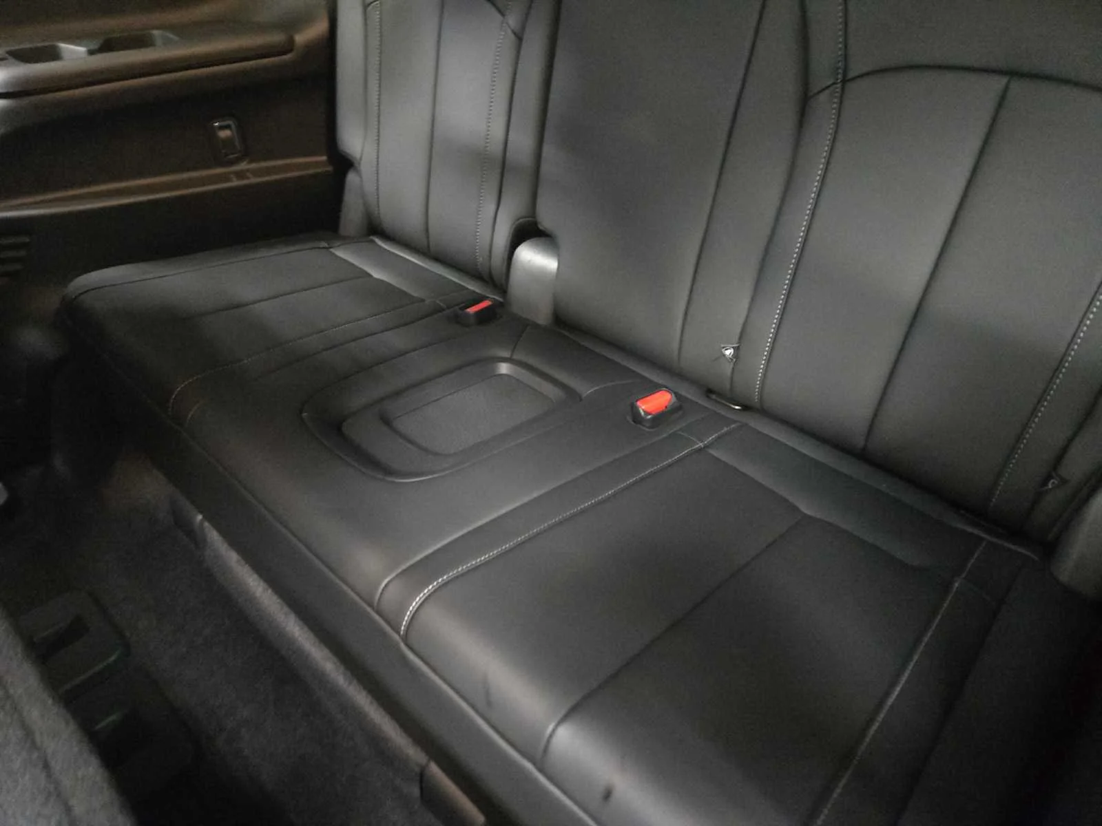 New 2026 GRAPHITE SHADOW INFINITI Luxe FWD image 19