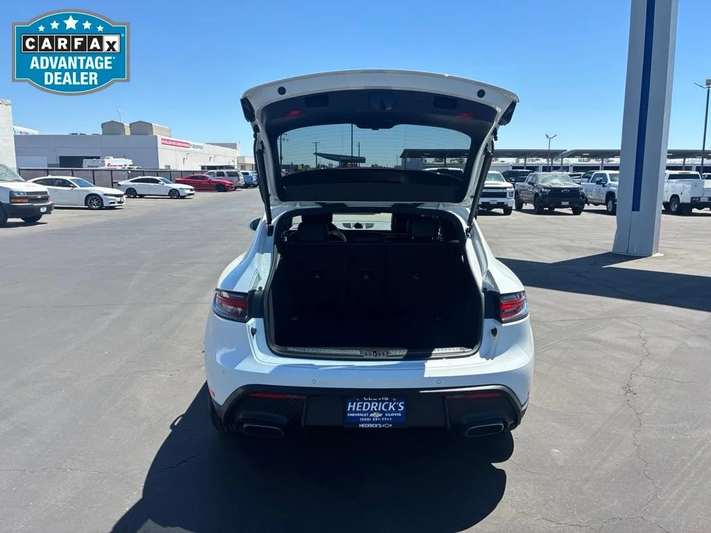 Used 2024  Porsche  image 20