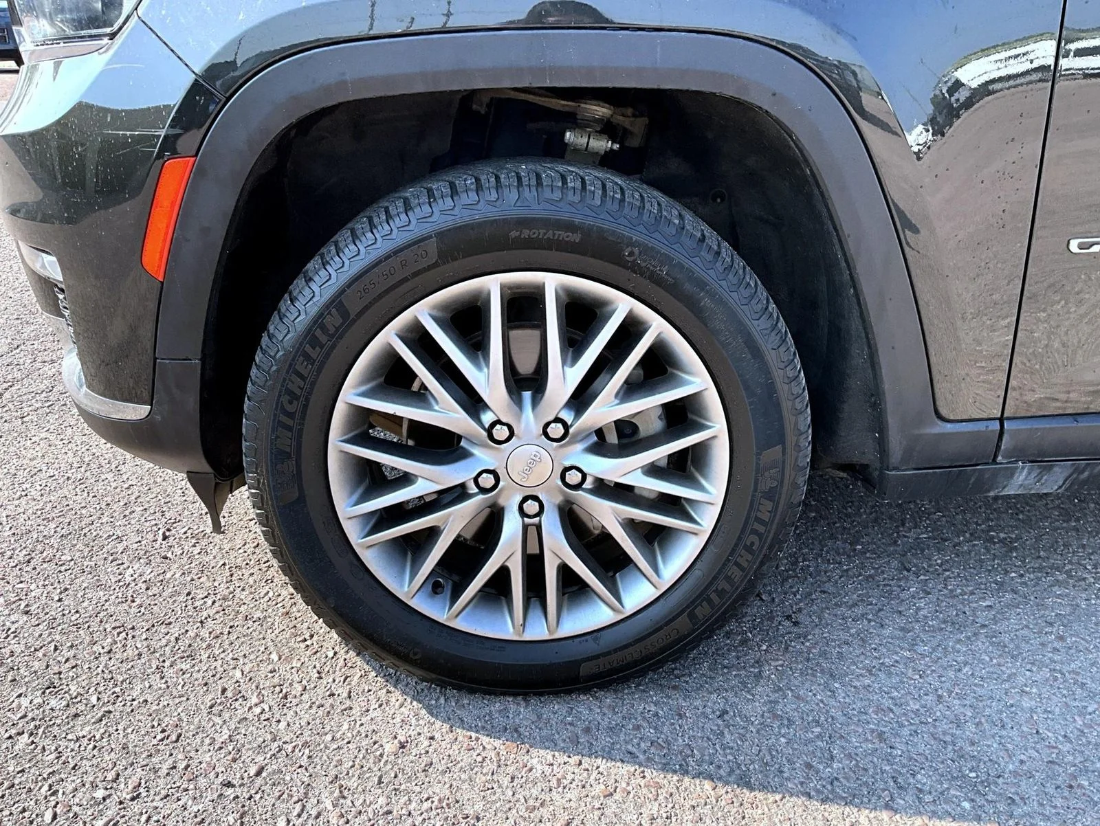Certified Used 2022 Gray Jeep Limited image 24