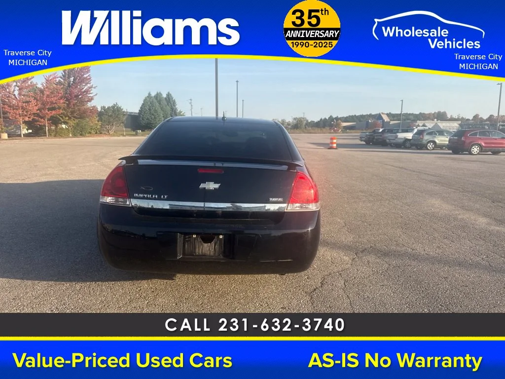 Used 2009 Black Chevrolet LT image 20