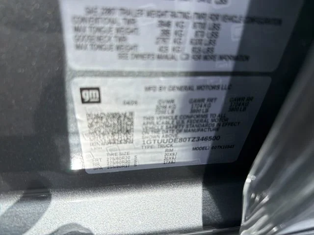 New 2026 Sterling Metallic GMC SLT image 32