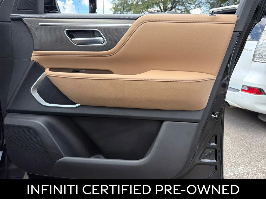 Certified Used 2026 Black Obsidian INFINITI LUXE image 39