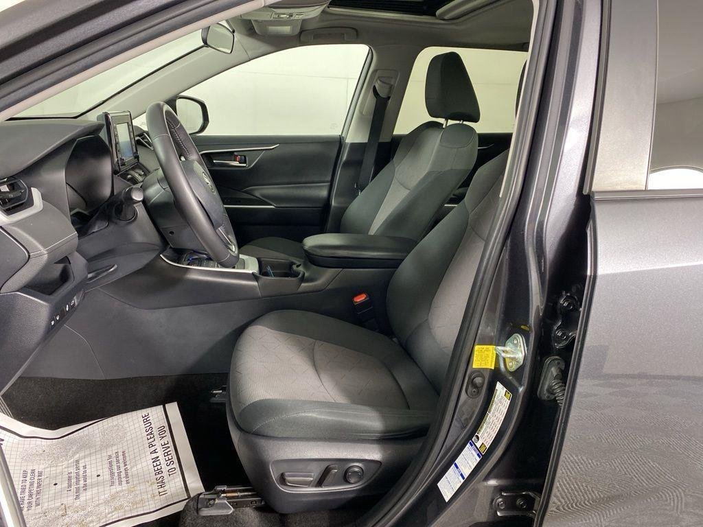 Used 2019 Magnetic Gray Metallic Toyota XLE image 8