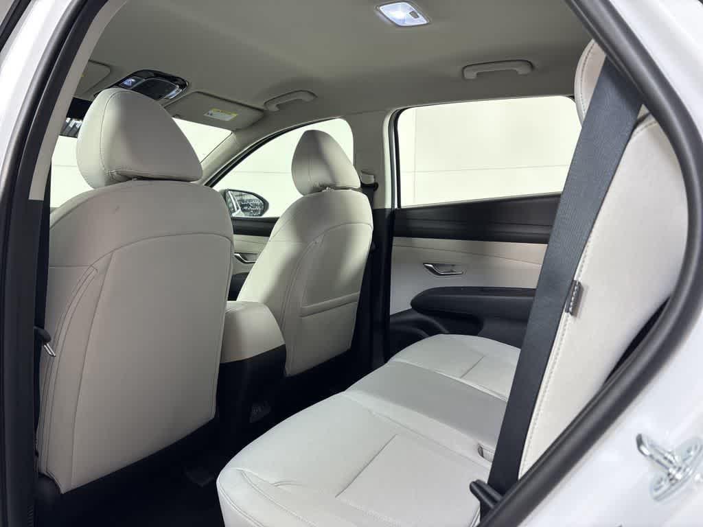 New 2026 Serenity White Pearl Hyundai SE FWD image 17
