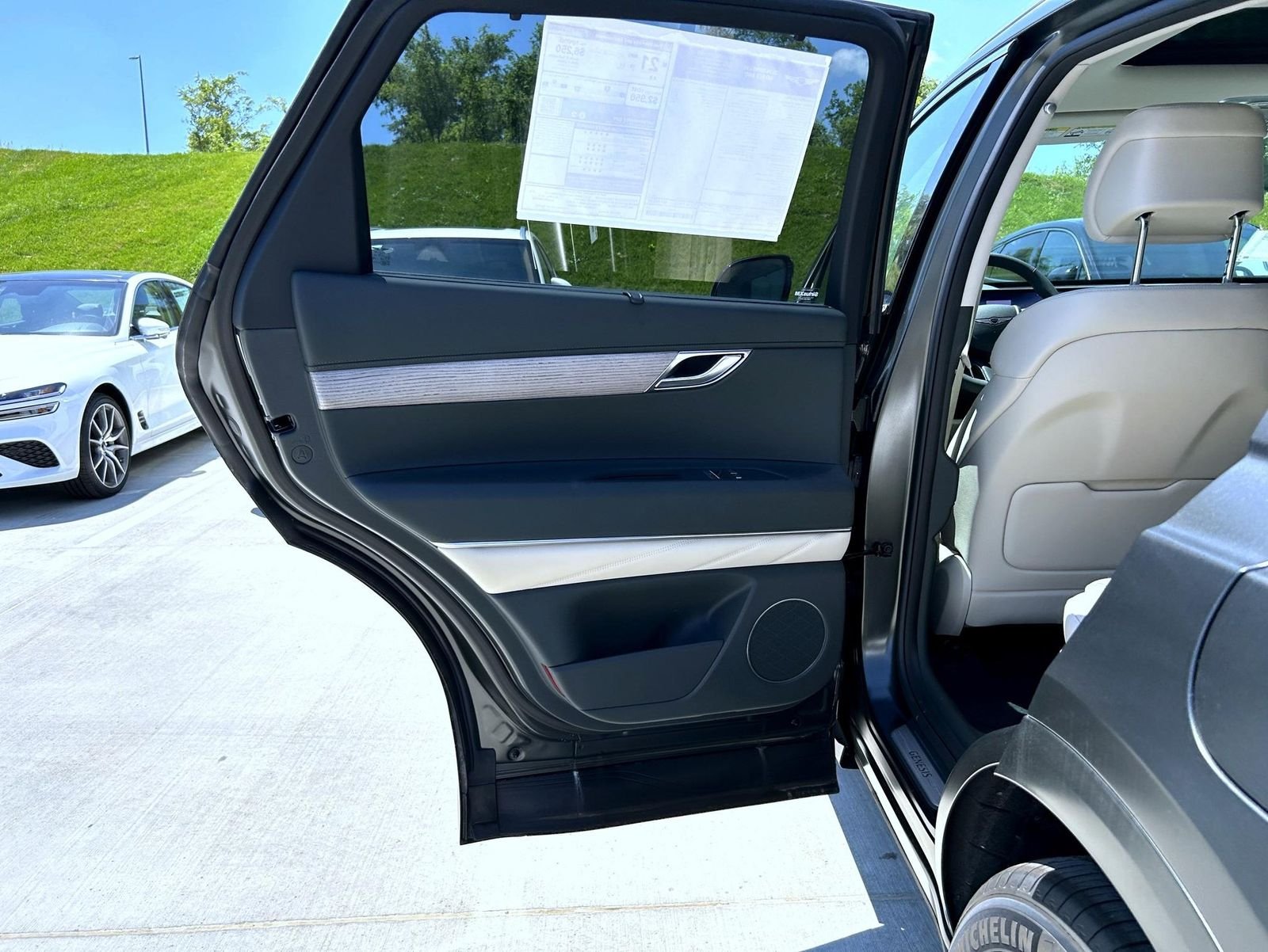 New 2026 Green Genesis 2.5T Select image 20