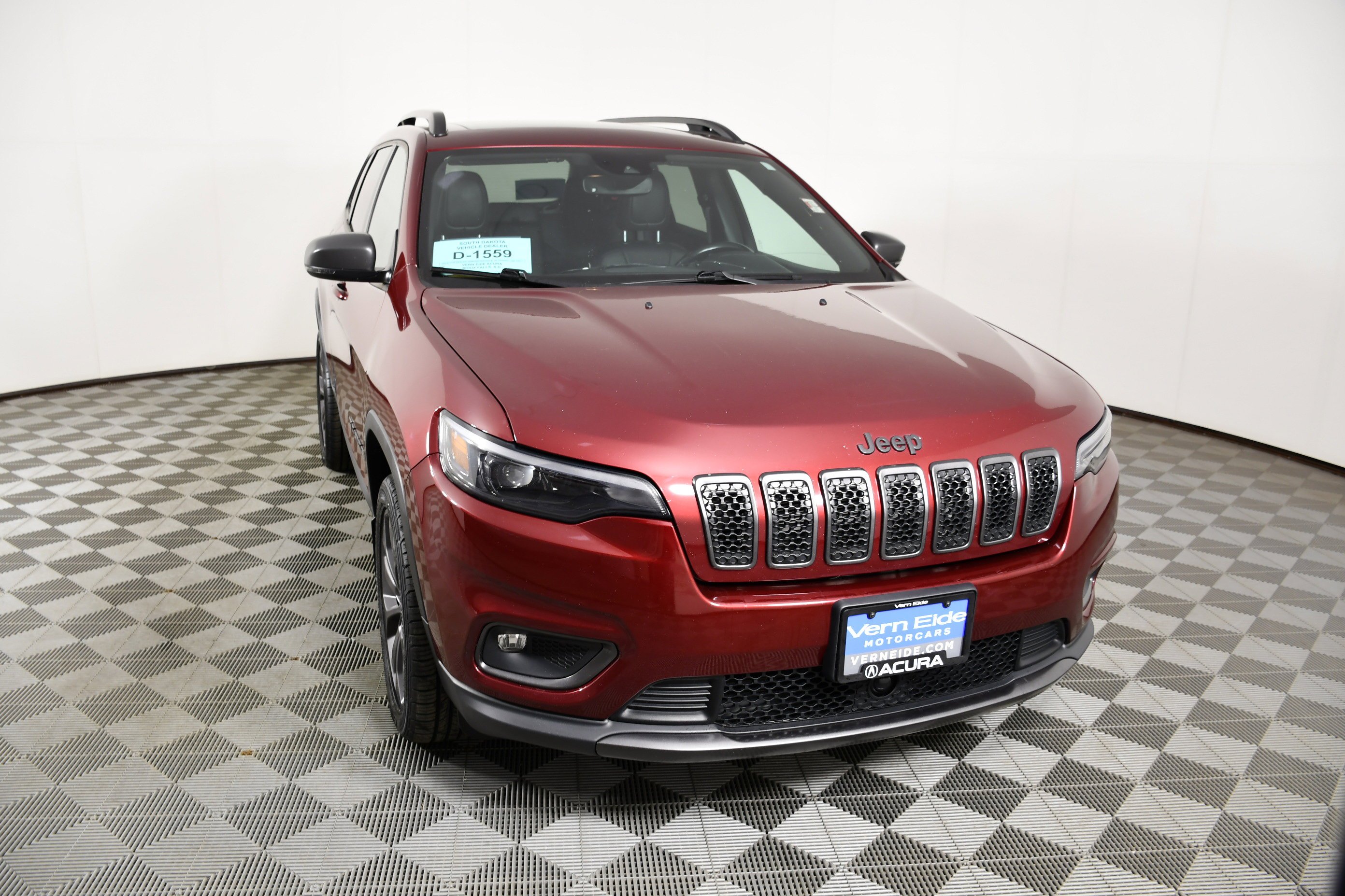 Used 2021 Velvet Red Pearlcoat Jeep 80th Anniversary image 3