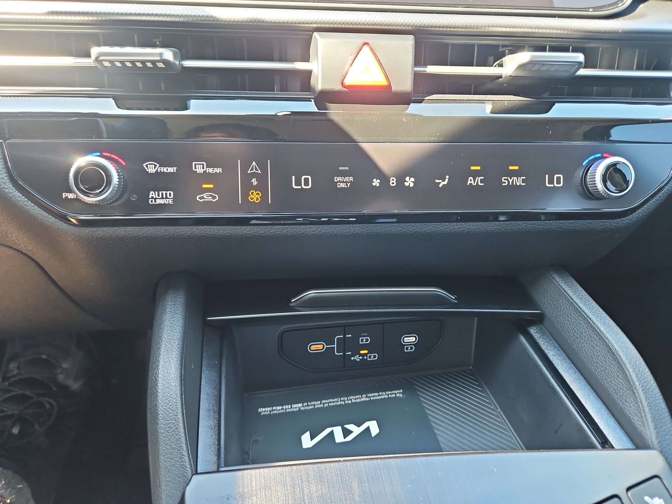 New 2027 Fusion Black Kia S image 12