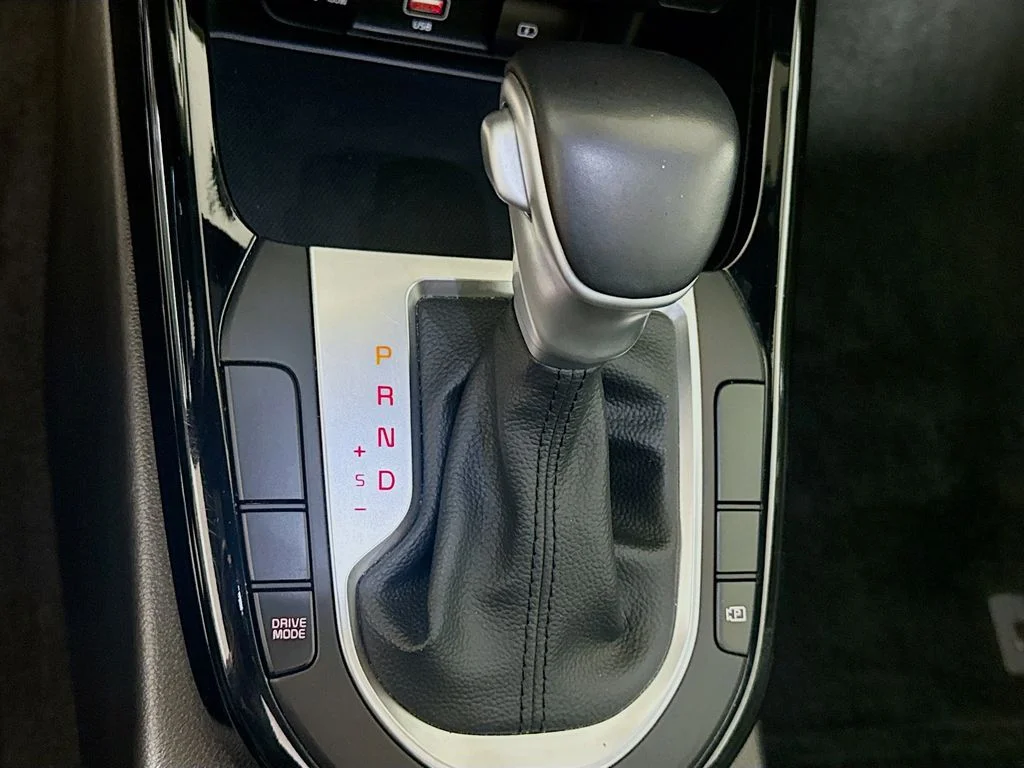 Used 2023 Aurora Black Kia GT-Line image 19