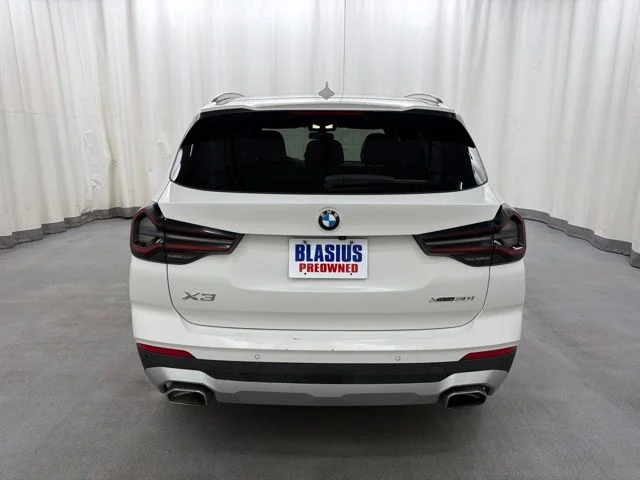 Used 2024 White BMW xDrive30i image 5