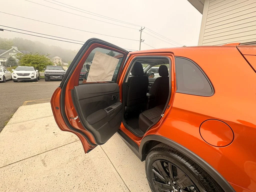 New 2026 Orange Mitsubishi 2.0 LE image 36