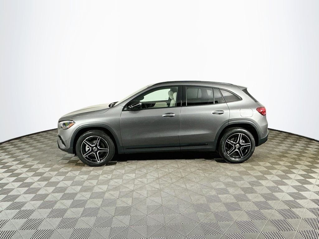 New 2026 Mountain Grey Metallic Mercedes-Benz GLA 250 image 3