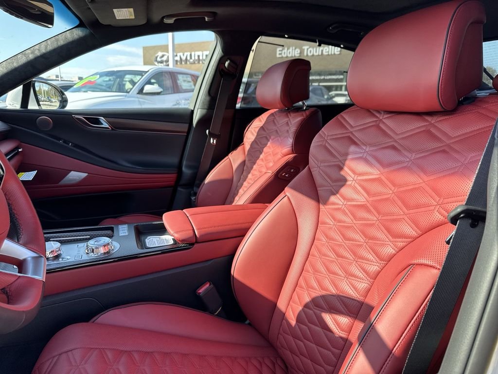 New 2026 White Genesis 3.5T SPORT PRESTIGE image 13