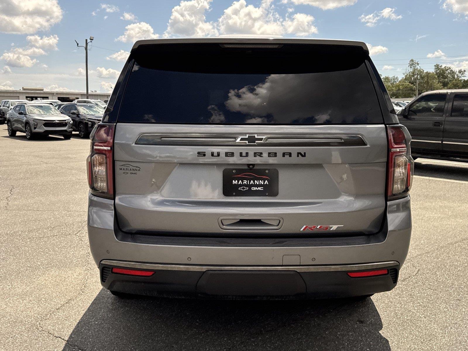 Used 2022 SATIN STEEL METALLIC Chevrolet RST image 5
