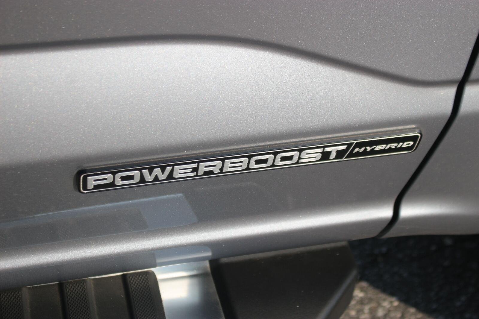 Used 2026 Silver Ford LARIAT image 12