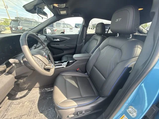 Used 2025 Aquamarine Blue Metallic Buick Sport Touring image 11