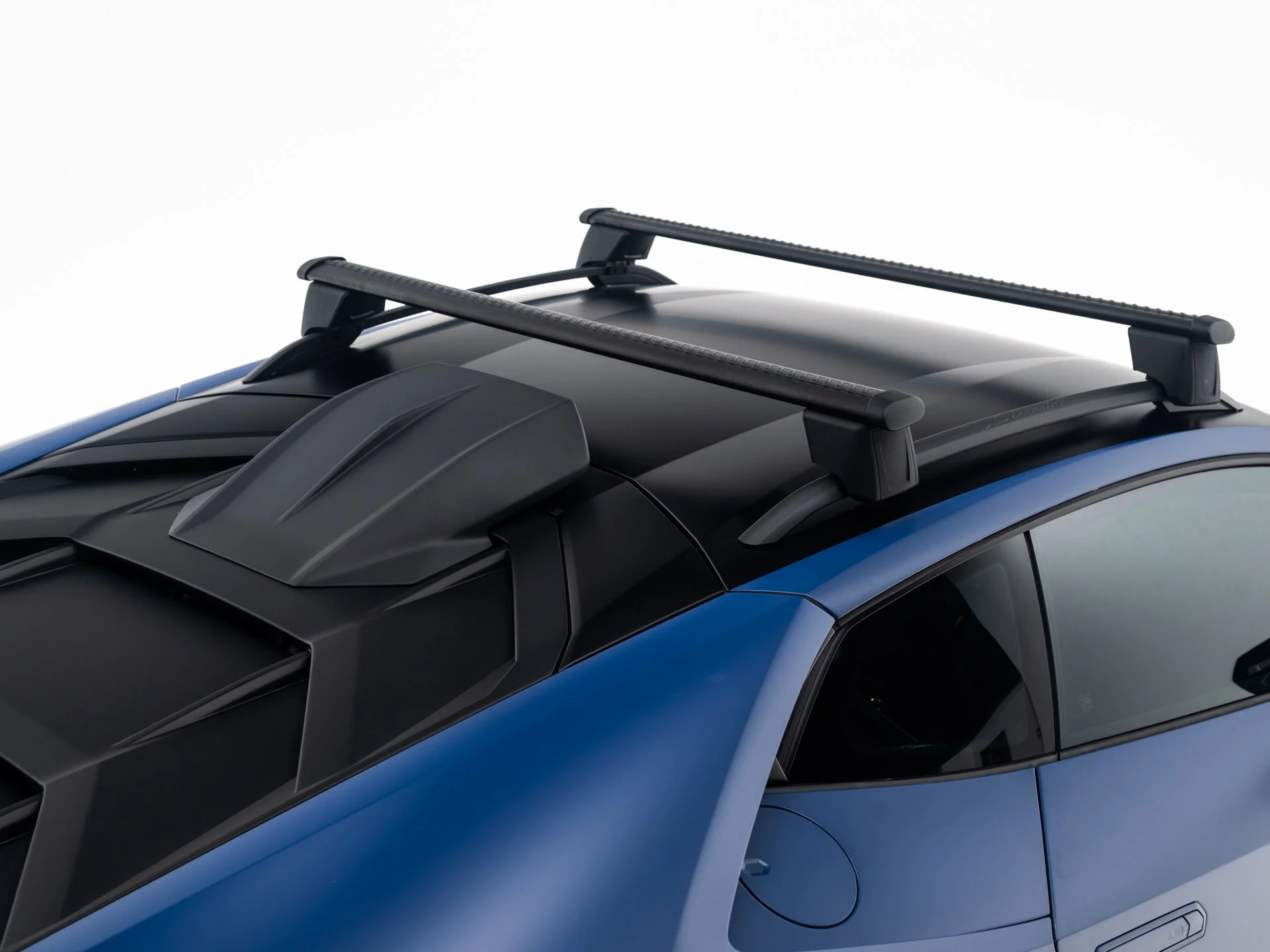 Used 2023 Blu Grifo Matte Lamborghini  image 21