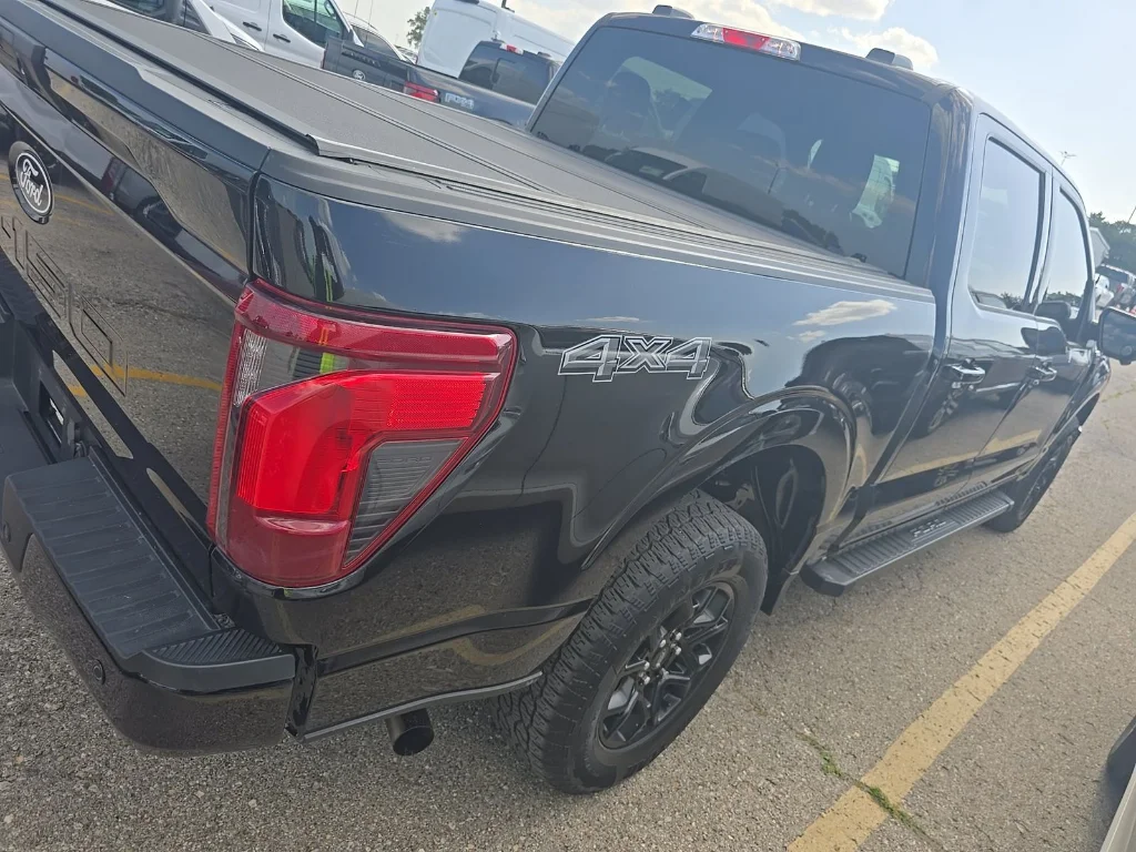 Used 2024 Agate Black Metallic Ford XLT image 10