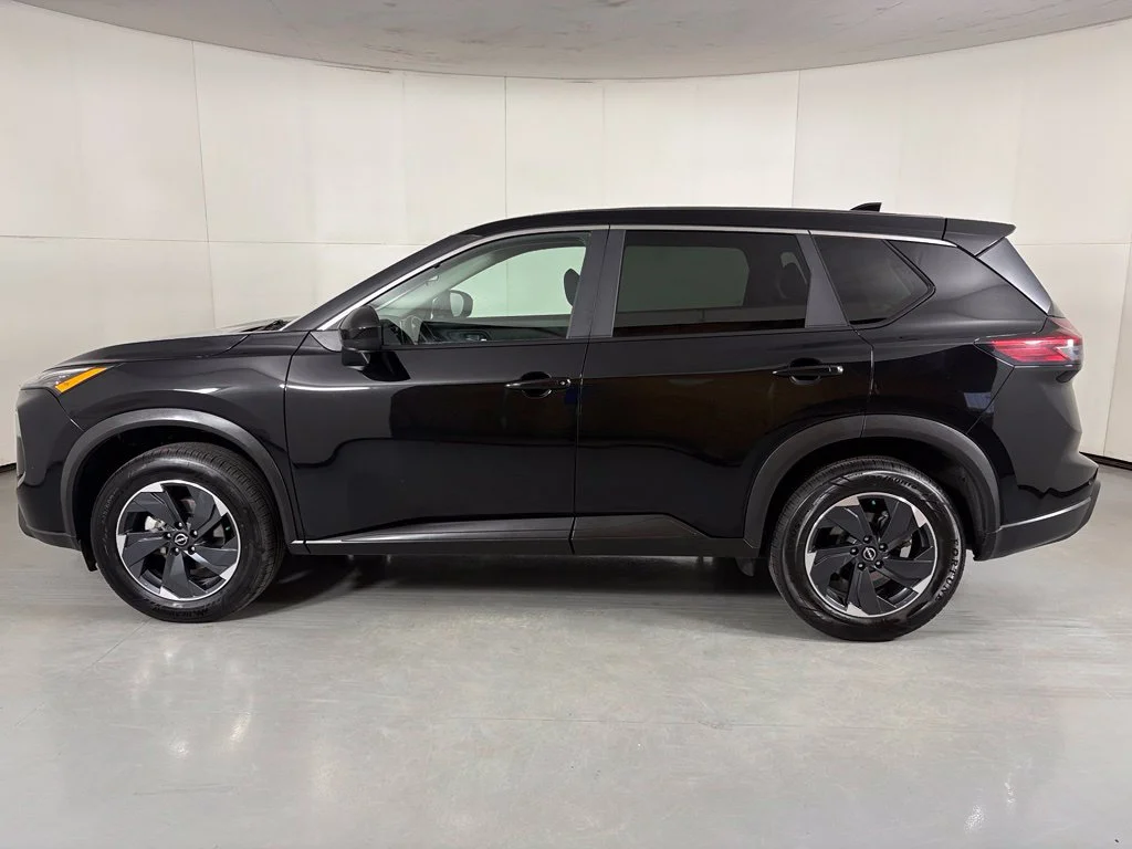 Used 2025 Black Nissan SV image 5
