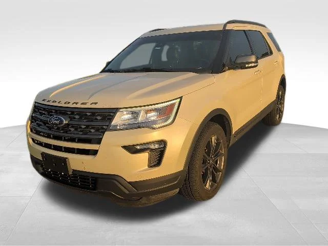 Used 2018 Silver Ford XLT image 7