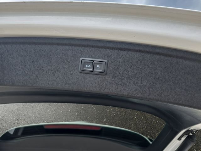 Used 2022 White Audi 40 Premium Plus image 16