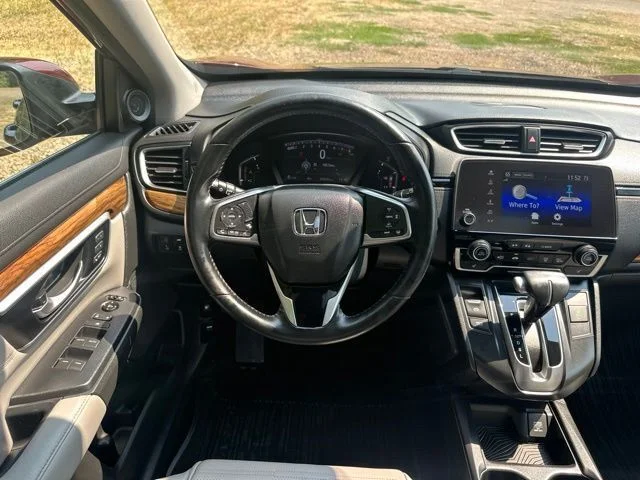 Used 2018 Basque Red Pearl II Honda Touring image 25