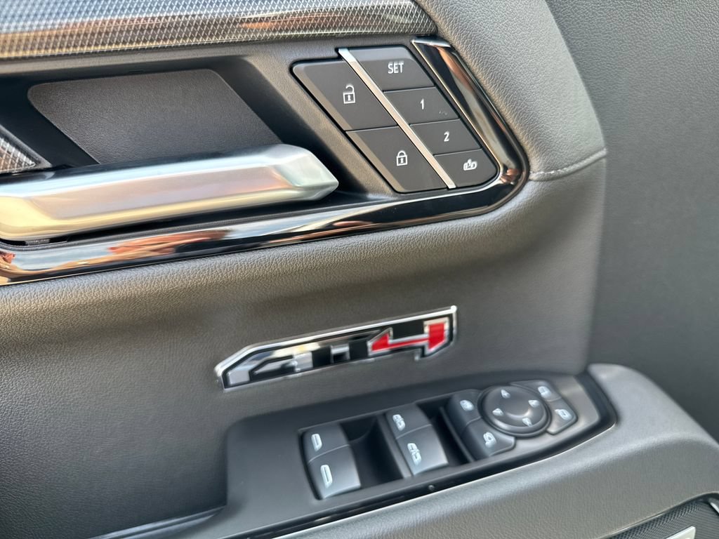 2026 GMC Sierra 1500 AT4 - Photo 23