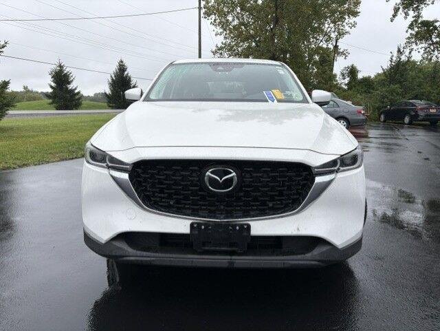 Used 2023 Rhodium White Metallic Mazda 2.5 S Preferred Package image 4