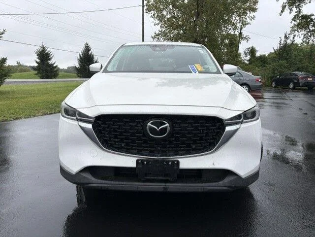 Used 2023 Rhodium White Metallic Mazda 2.5 S Preferred Package image 4