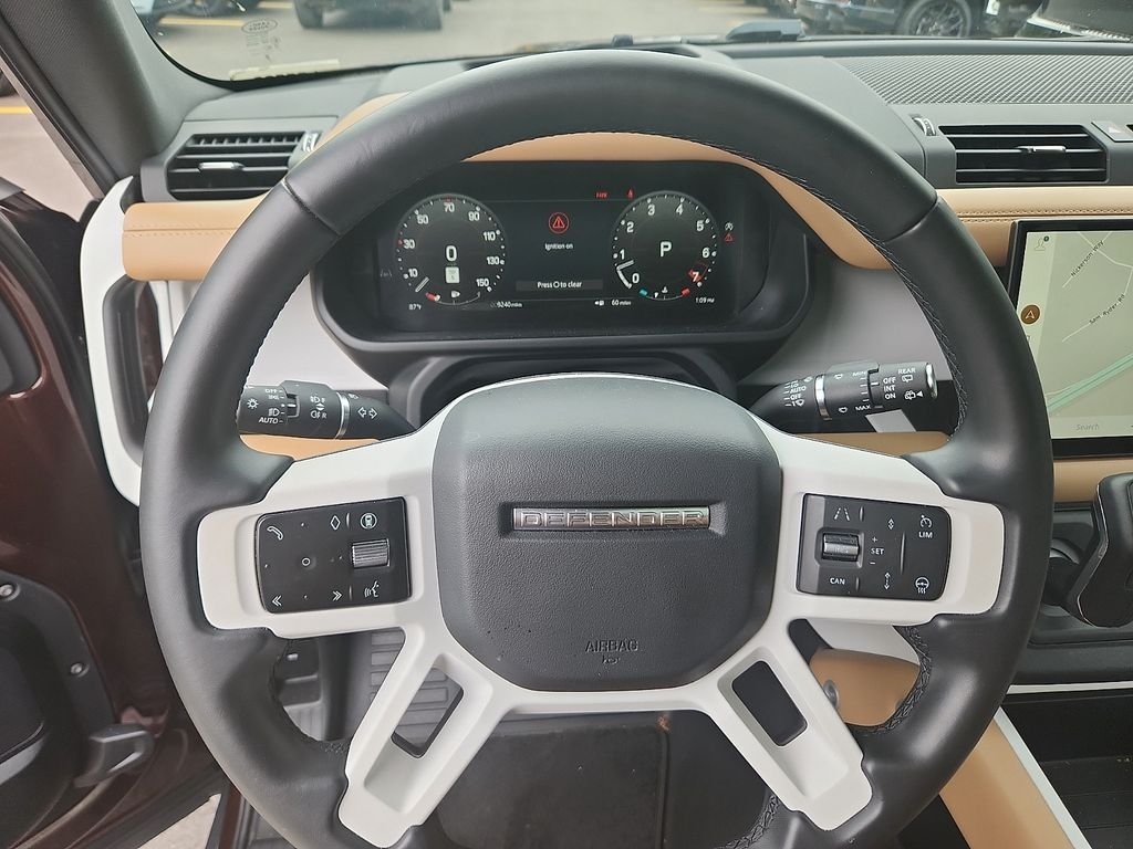 2025 Land Rover Defender X-Dynamic SE - Photo 21
