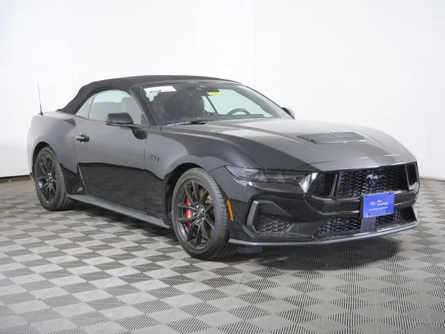 2025 Ford Mustang GT Premium Convertible's photo