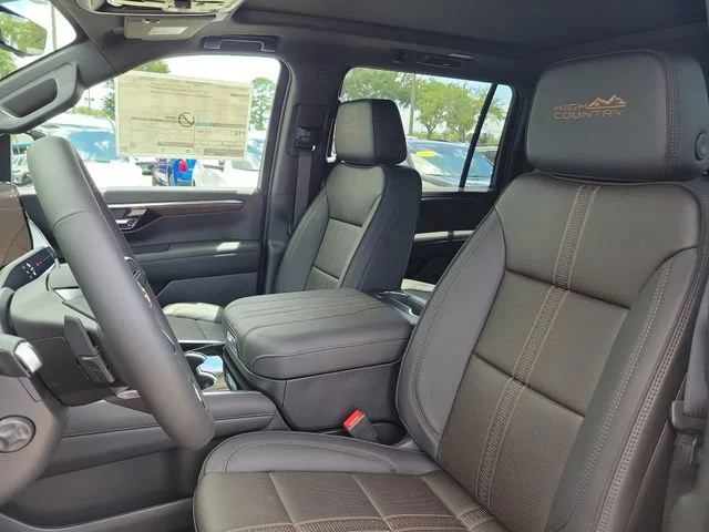 2026 Chevrolet Suburban High Country - Photo 20