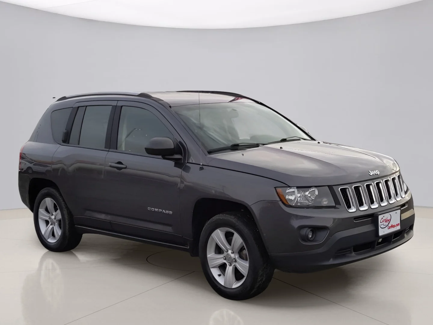 Used 2015 Gray Jeep SPORT 4WD image 4