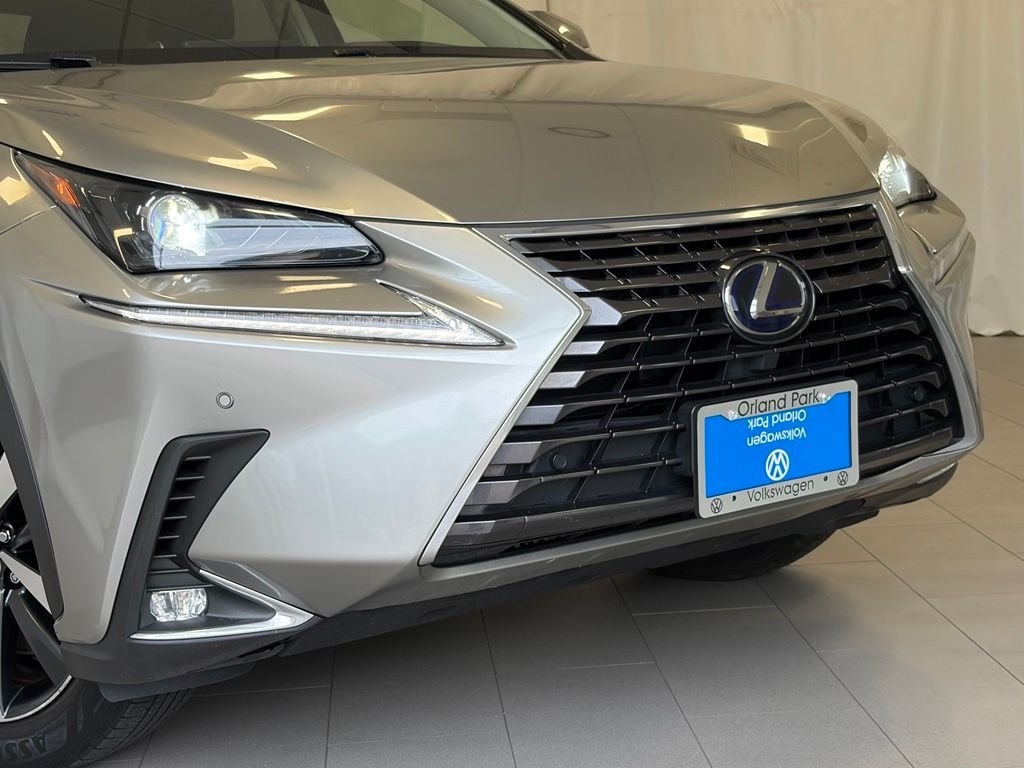 Used 2021 Silver Lexus 300h image 5