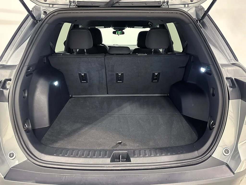 Used 2025 Gray Chevrolet LT image 5