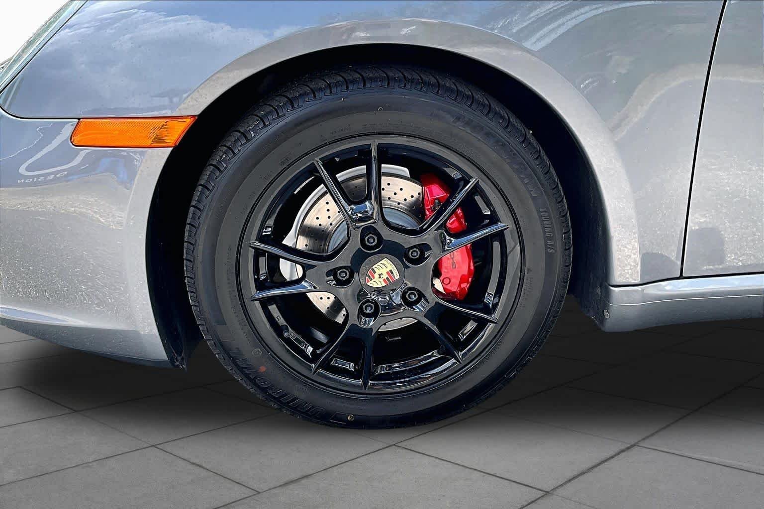 Used 2005 GRAY Porsche  image 15