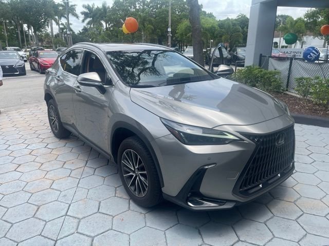 2024 Lexus NX 250 - Photo 8