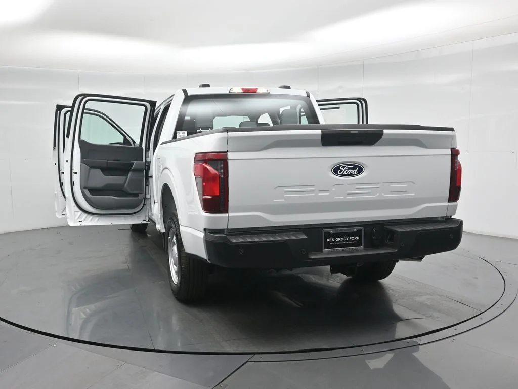New 2026 Oxford White Ford XL image 30