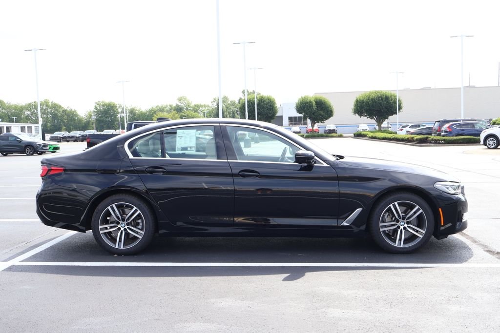 Used 2023 Black BMW i image 8