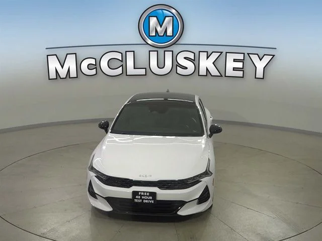 Used 2023 White Kia GT-Line image 16
