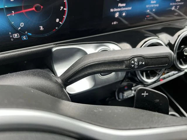 Used 2020  Mercedes-Benz GLB 250 image 23