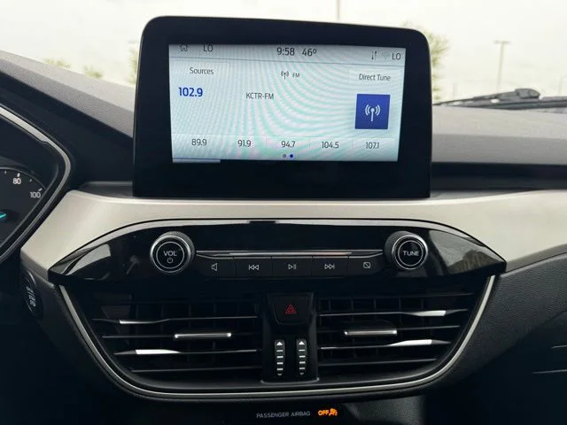 Used 2022  Ford SEL image 30