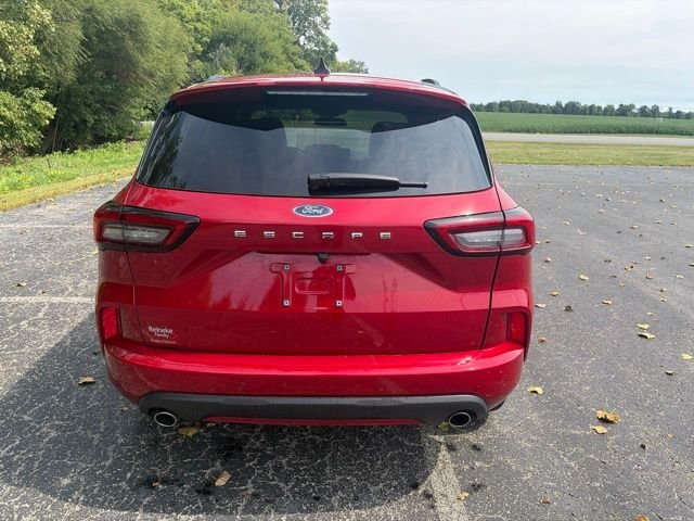 Used 2023 Rapid Red Metallic Tinted Clearcoat Ford ST-Line image 12