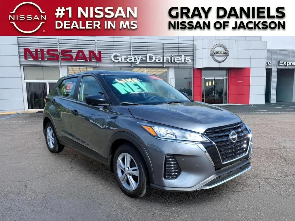 2025 Nissan Kicks Play