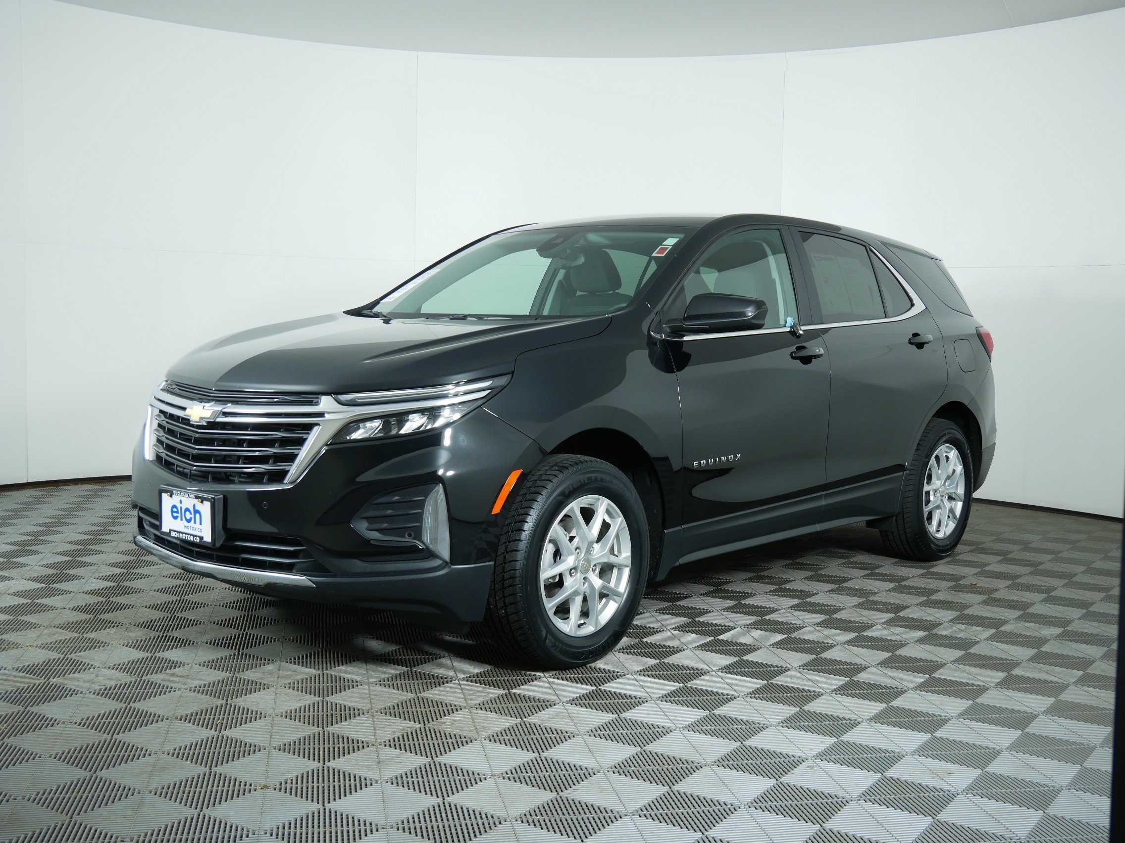 Used 2024 Mosaic Black Metallic Chevrolet LT image 3