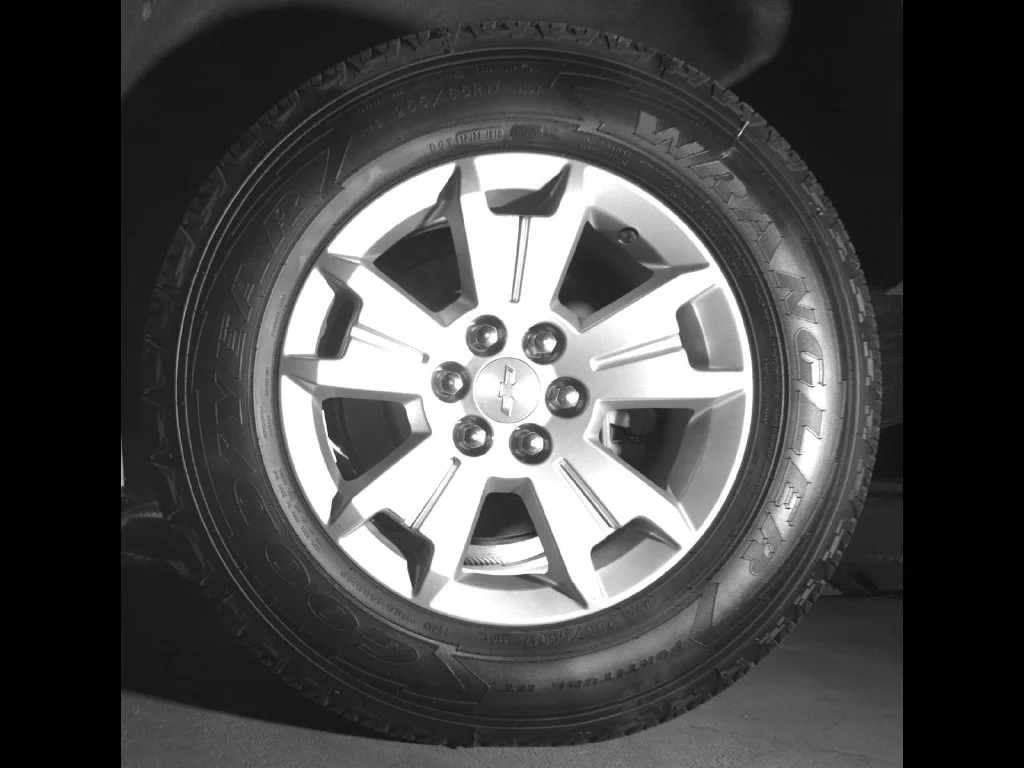 Used 2022 White Chevrolet LT image 12