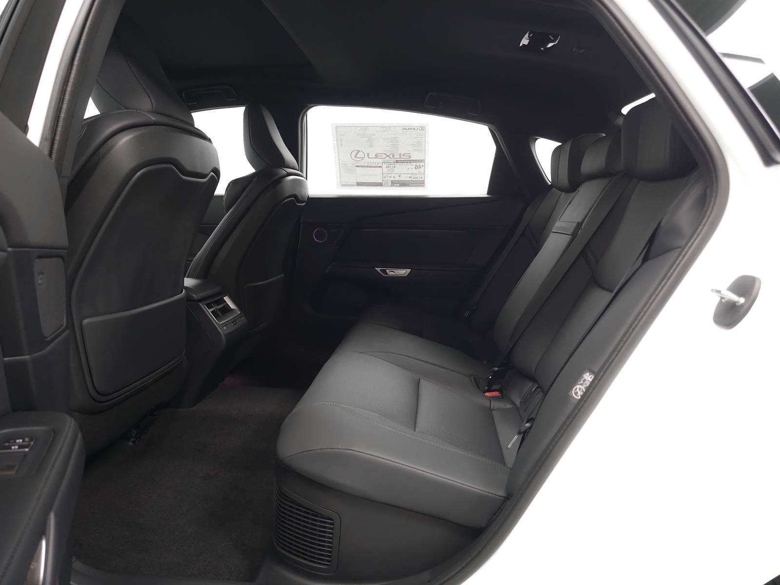 New 2026 Ultra White Lexus ES 350h PREMIUM+ image 7