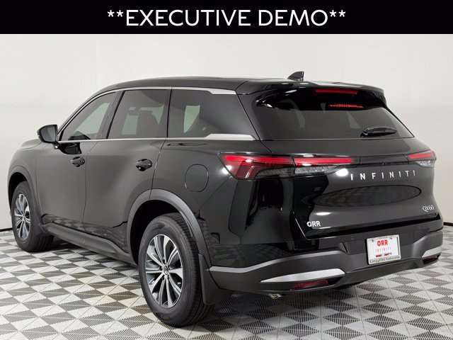Certified Used 2026 Black Obsidian INFINITI PURE image 7
