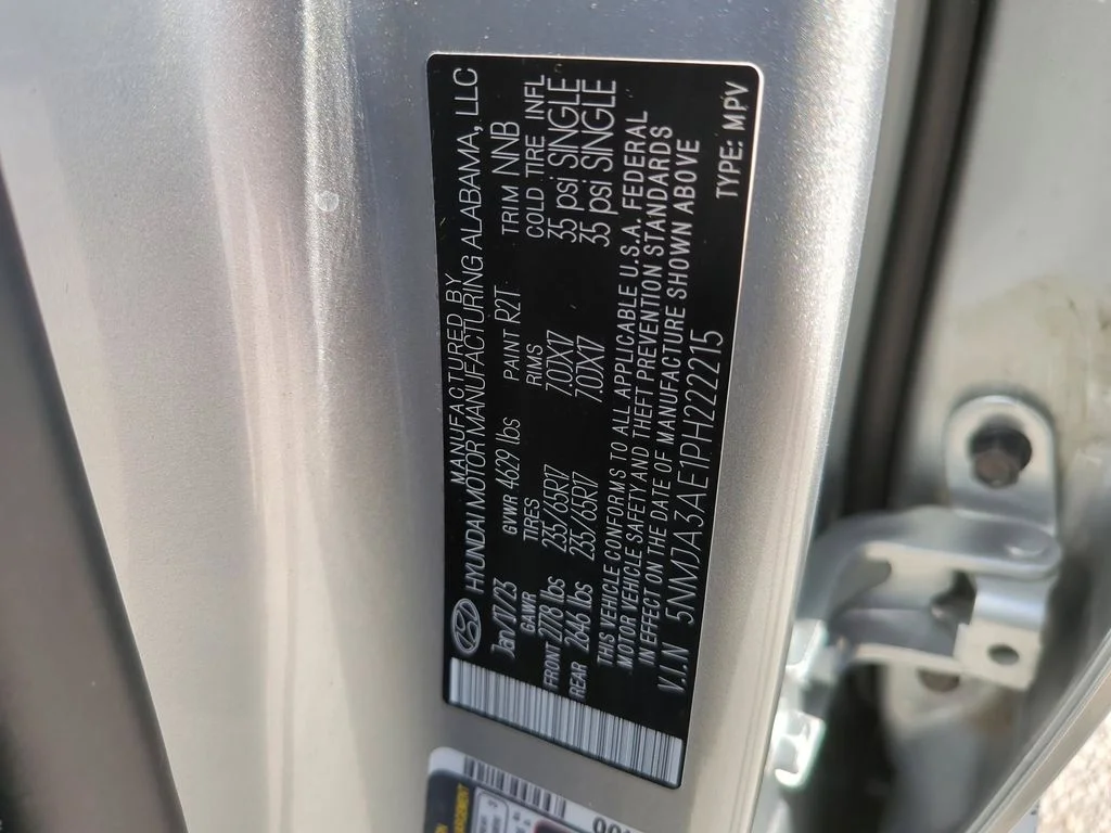 Used 2023 Silver Hyundai SE image 32