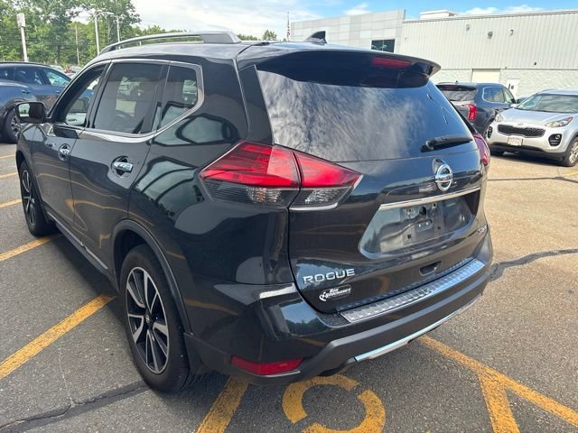 Certified Used 2017 Magnetic Black Nissan SL image 7