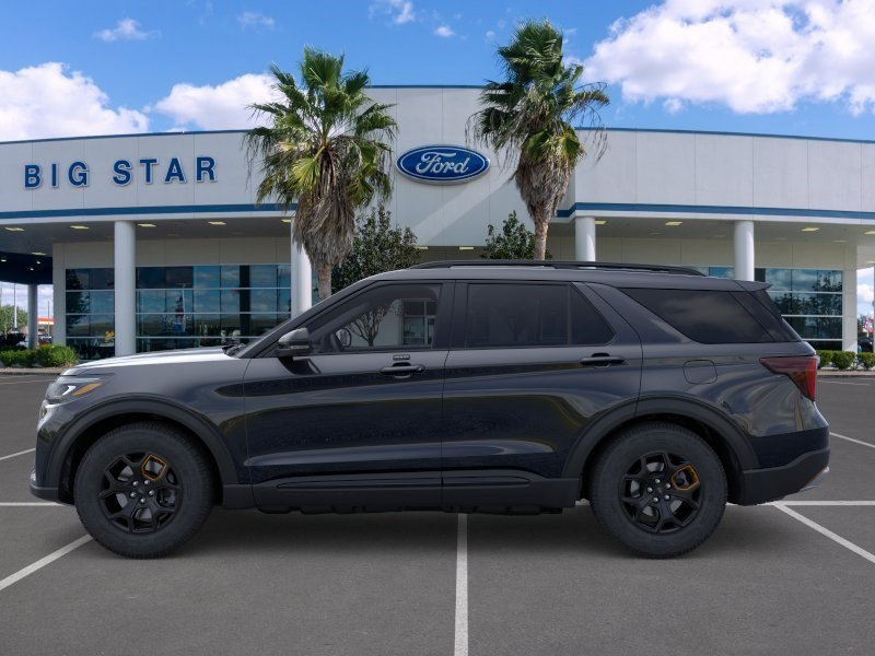 New 2026 Agate Black Metallic Ford Tremor image 3